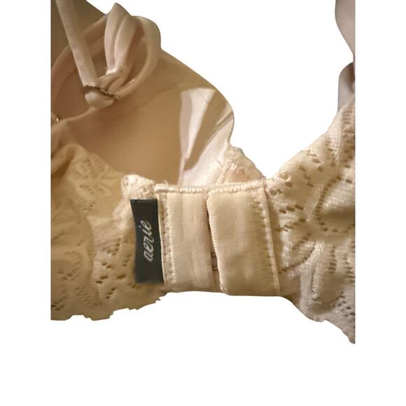 AERIE SUNNIE DEMI BRA CONVERTIBLE SIZE 32C - Picture 3 of 4